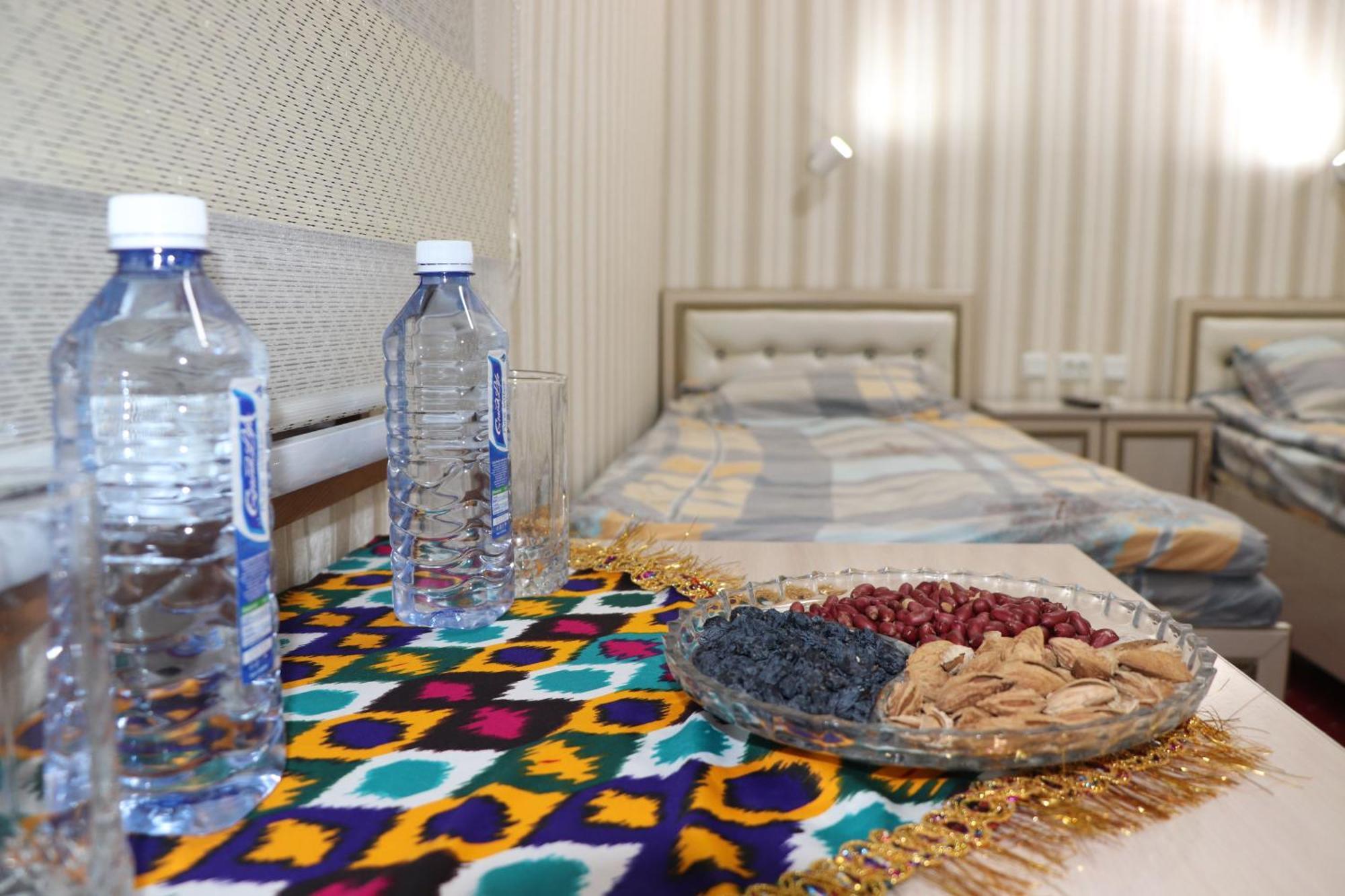 Shodlik Guest House Khiva Exterior photo